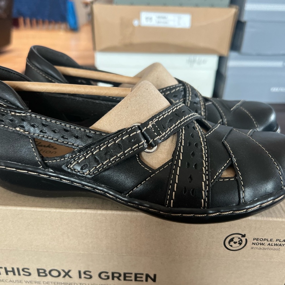 Clarks Black Ashland Spin Q